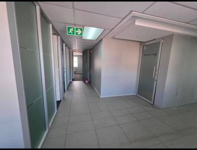 BUSINESS PROPERTY TO RENT IN MENLYN